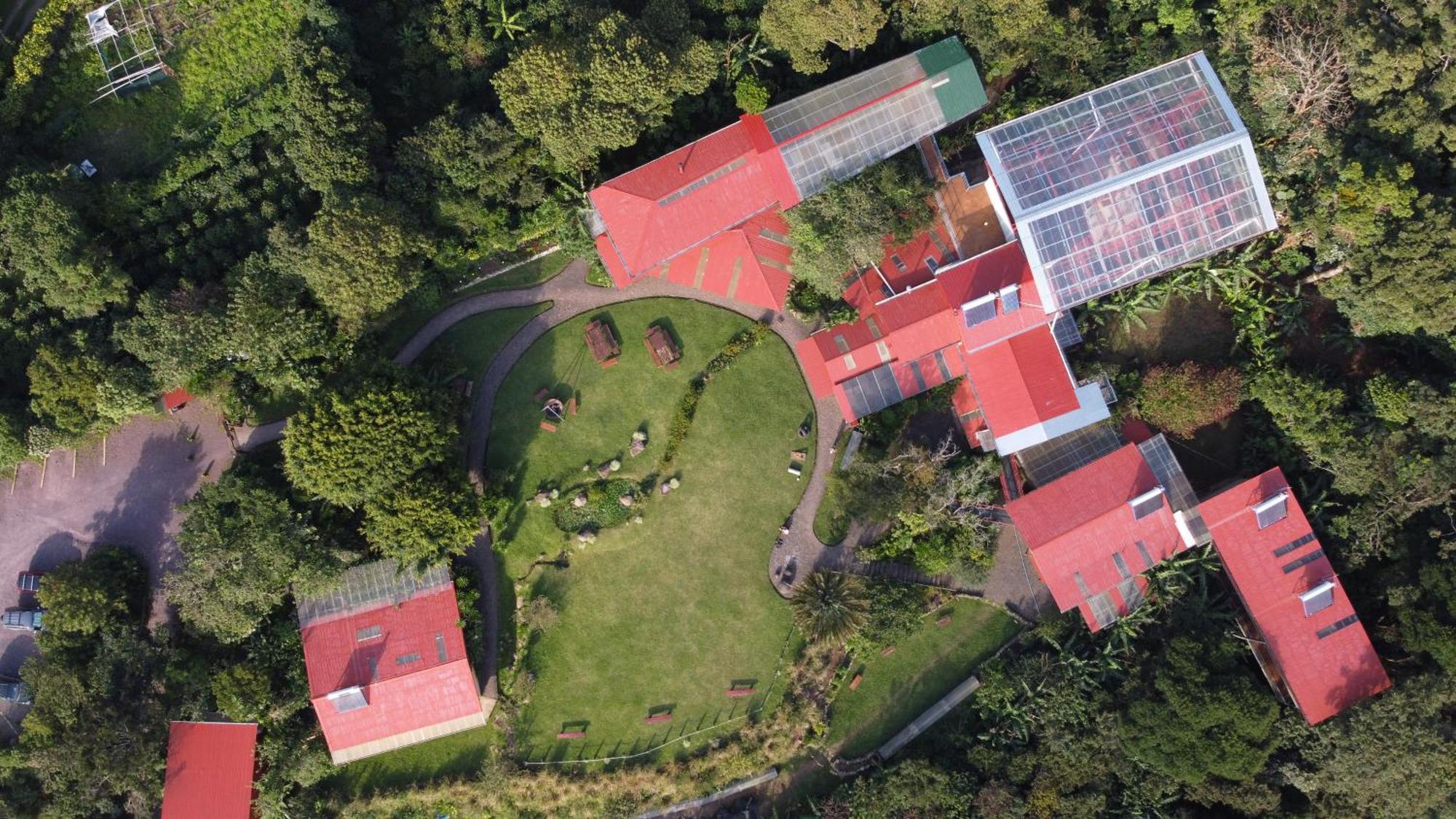 Valle Escondido Nature Reserve Hotel & Farm Monteverde Екстериор снимка