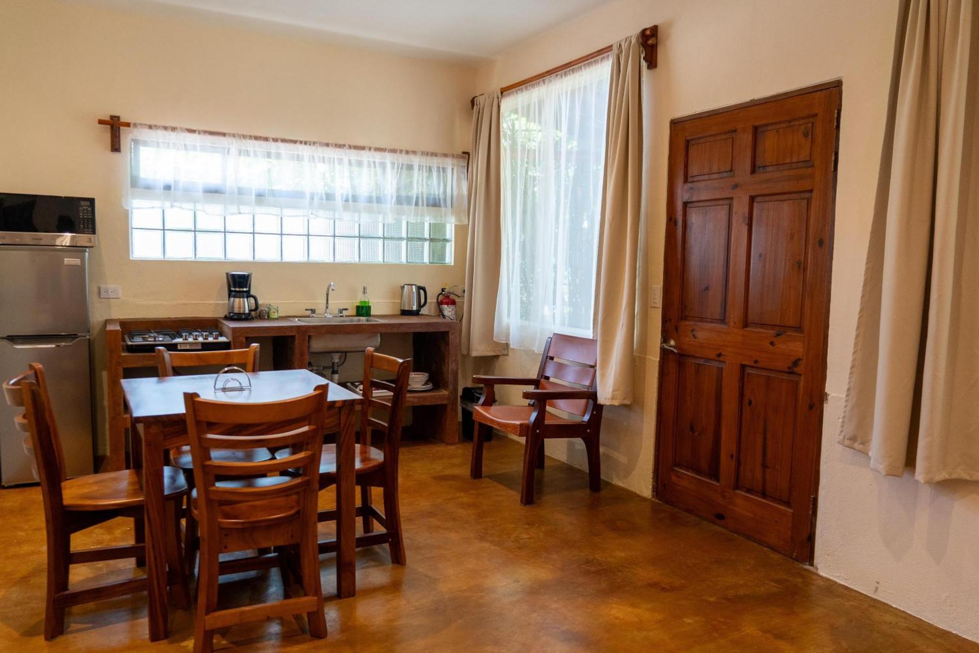 Valle Escondido Nature Reserve Hotel & Farm Monteverde Екстериор снимка
